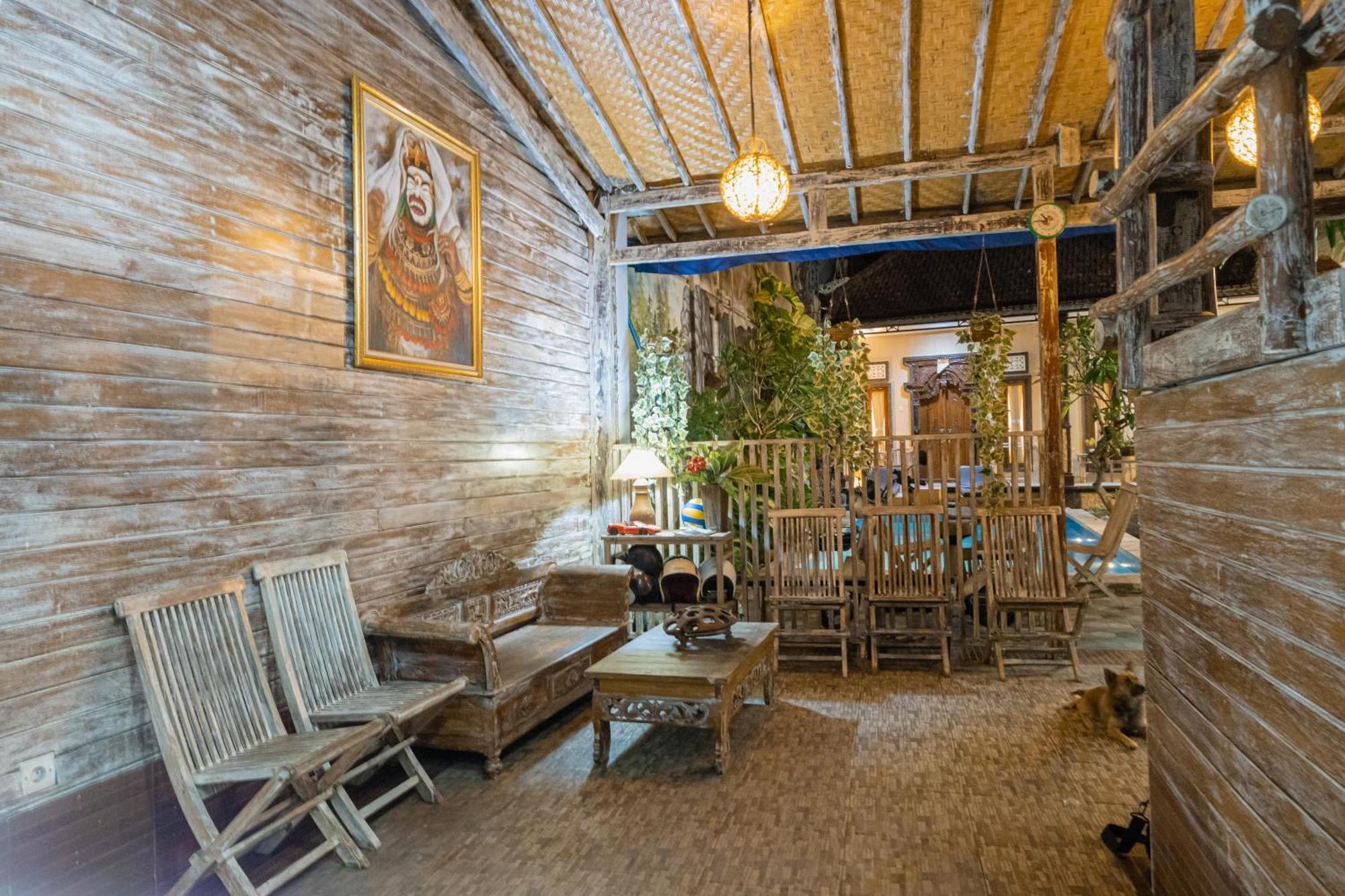 The Mel Homestay Batununggul Exteriör bild
