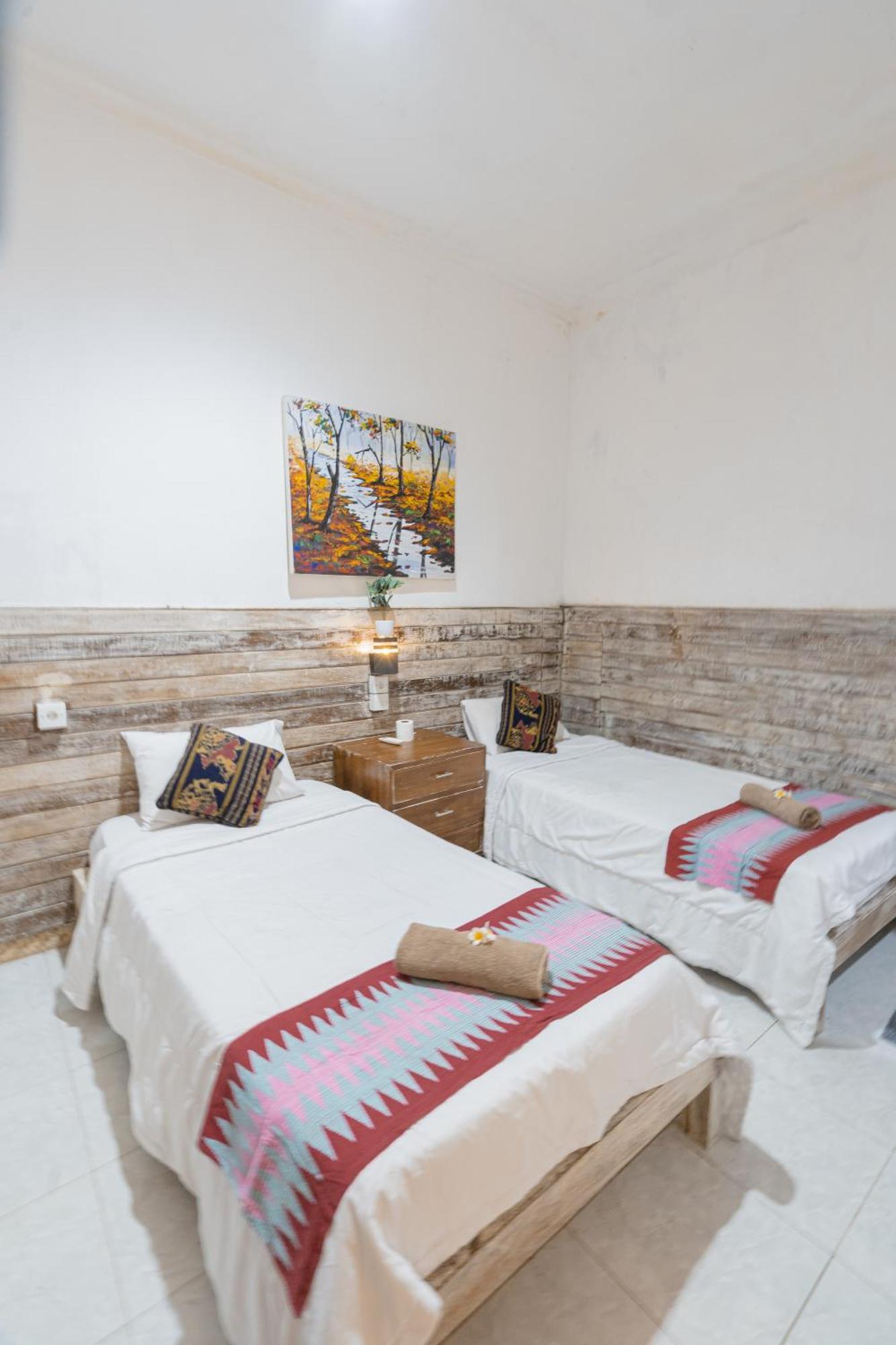 The Mel Homestay Batununggul Exteriör bild